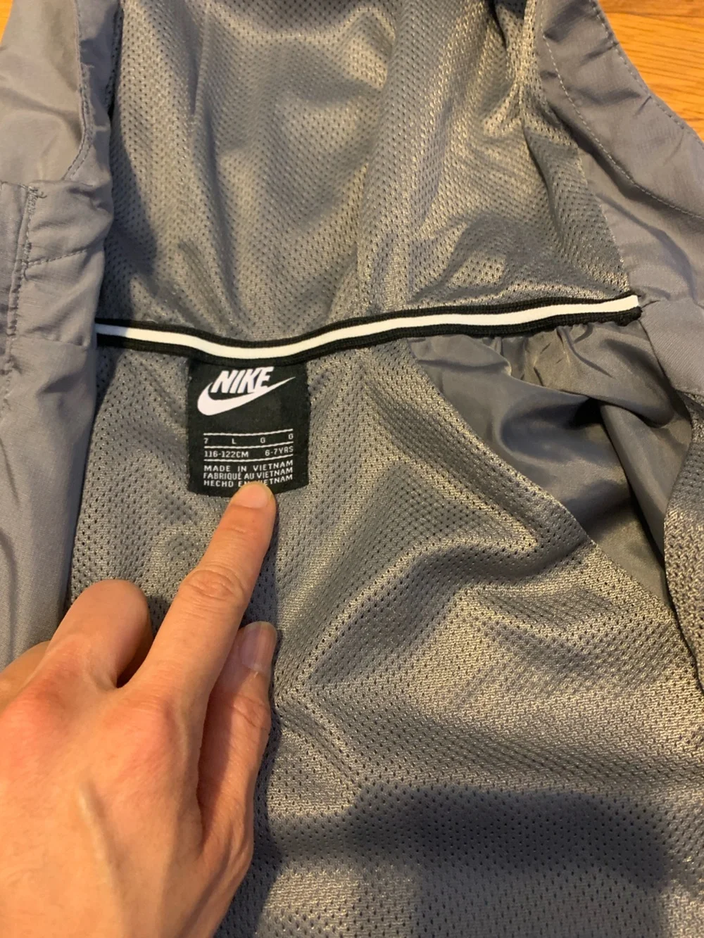 Nike Kids' Gray Hooded Windbreaker Jacket Lightweight 7y